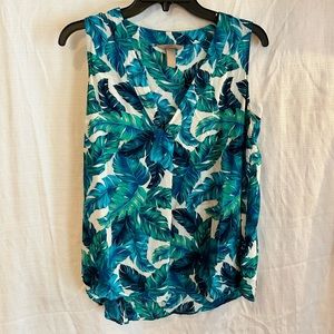 Sleeveless multicolored blouse